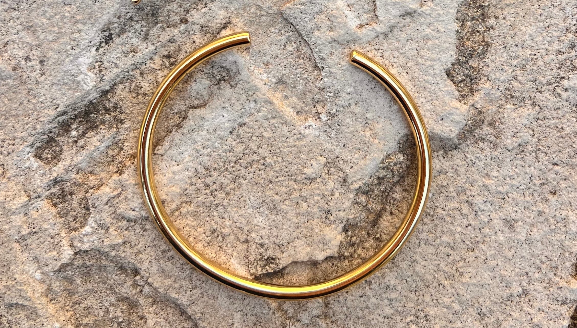 Covenant Circle - Gold Cuff Bangle