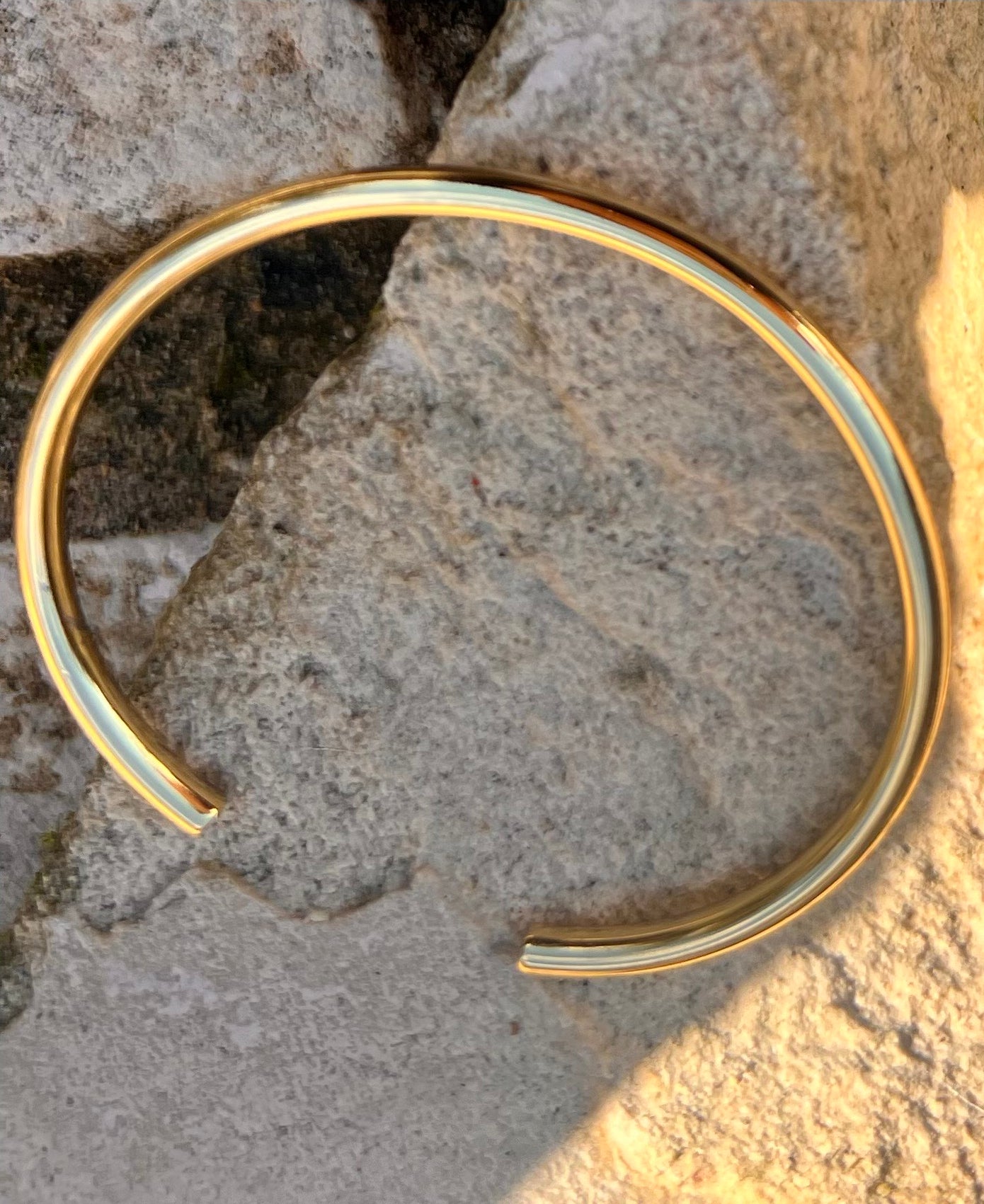 Covenant Circle - Gold Cuff Bangle